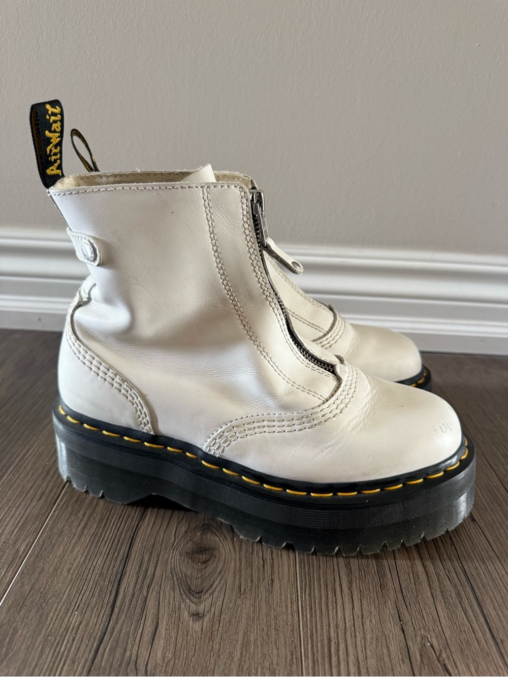 Doc Martens Jetta Leather Platform Boots Size 8